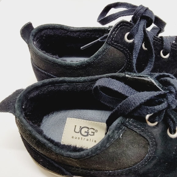 UGG Australia Logo Black Suede Leather 1888  Sheepskin Lined Sneakers Shoes Sz 9 - Picture 9 of 12